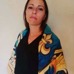 Borvoni - Modèle Source - Porté mannequin femme - Foulard du Bourbonnais en Coton